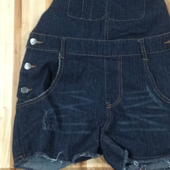Girls denim shortalls - Picture 2 of 5